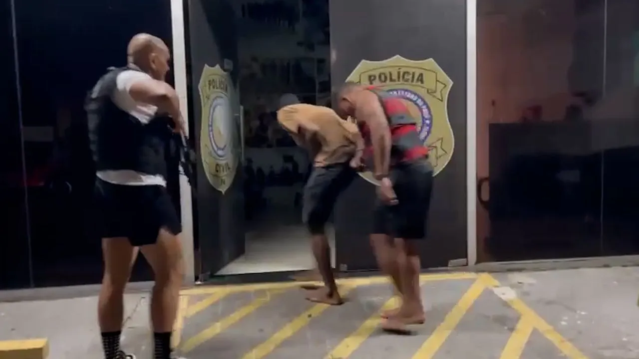 Os suspeitos confessaram o crime e acabaram presos pela polícia