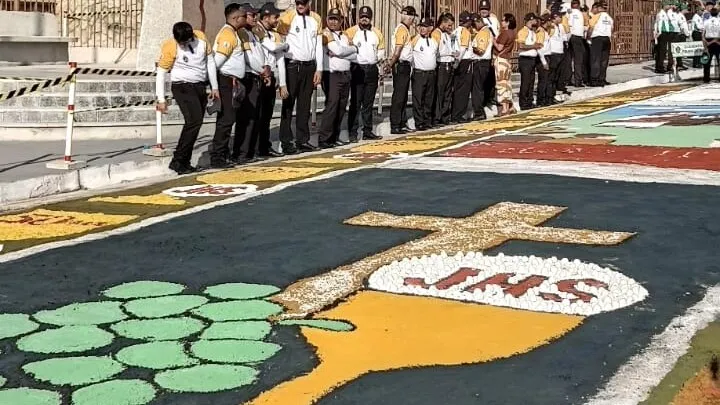Capanema celebra 50 anos do tapete de Corpus Christi com a expectativa de 50 mil fiéis nas ruas. Descubra a tradição e a festa religiosa!
