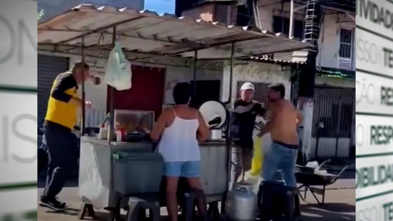 O episódio chamou a atenção de moradores e curiosos que pararam para ver o que estava ocorrendo