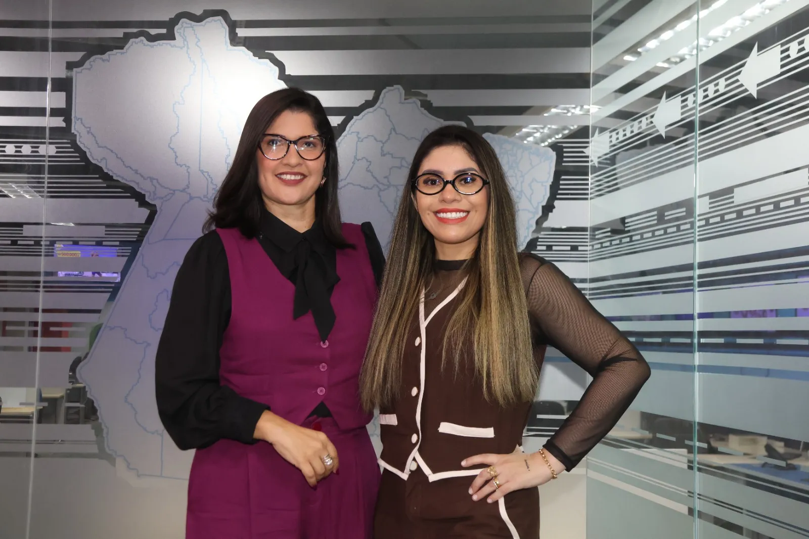Priscila Belfort e Tábita Alexandre após gravação do DOL Delas.