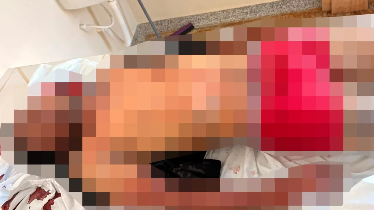 O homem chegou a ser socorrido para o hospital, mas não resistiu à gravidade dos golpes