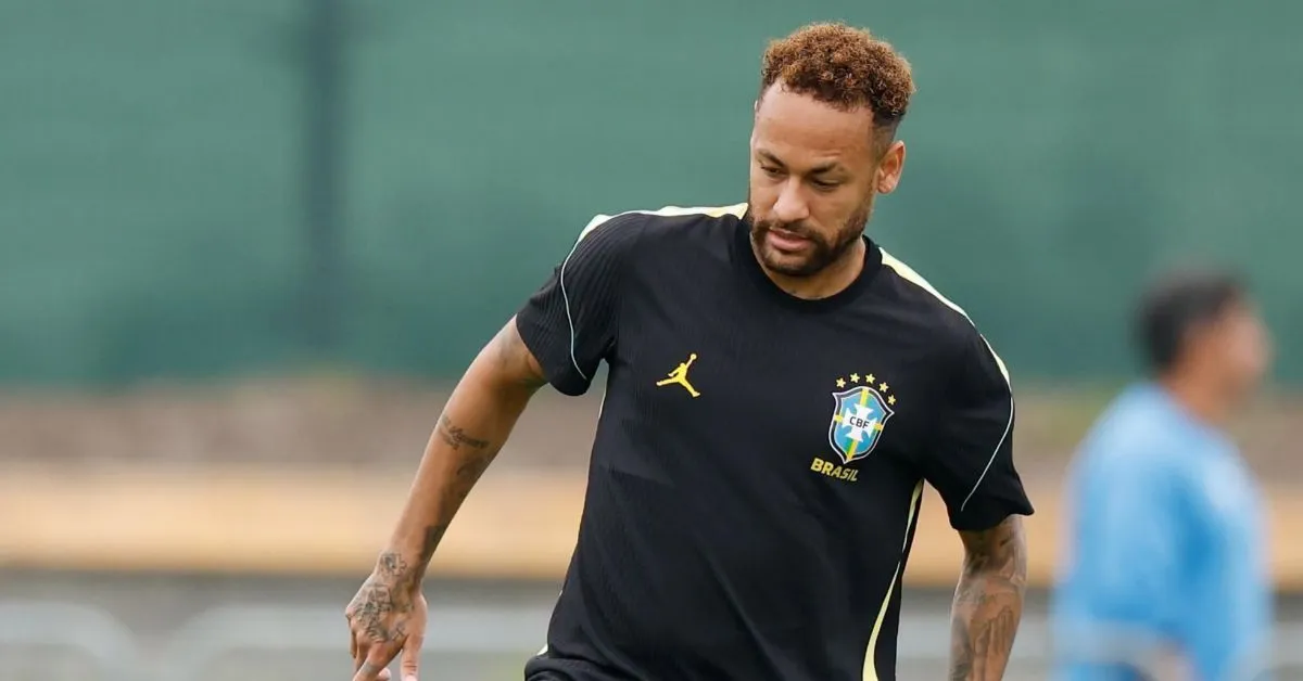Neymar segue em recuperação nos Estados Unidos e não viaja com a Seleção Brasileira para o jogo contra o Haiti pela Copa do Mundo 2026.
