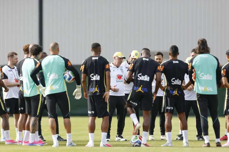 Apesar de fazer testes no último treino da Seleção, Ancelotti deve fazer poucas mudanças no time que enfrentou o Marrocos
