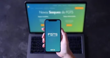 Aplicativo do FGTS permite consultar saldo e extrato completo diretamente pelo celular, facilitando o acompanhamento dos depósitos mensais.