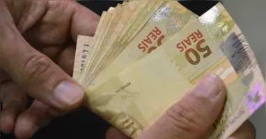 Pagamento antecipado do 13º do INSS começa a ser depositado para milhões de beneficiários em todo o país
