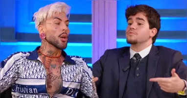 Momento em que discussão entre influenciadores no Tubacast termina em confusão e intervenção da produção ao vivo.