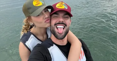 Luan Pereira e Victória Miranda anunciaram o fim do noivado após cerca de nove meses de relacionamento.