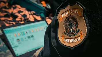 A ação mira suspeitas de irregularidades envolvendo cobranças aplicadas sem autorização de beneficiários do Instituto Nacional do Seguro Social (INSS).