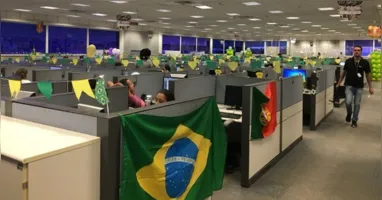 Especialistas recomendam equilíbrio entre a torcida pela Seleção e as responsabilidades profissionais para evitar conflitos e preservar a produtividade durante o expediente.