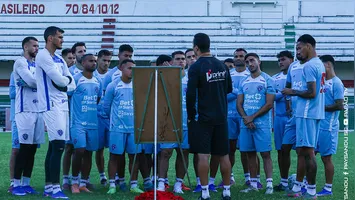 Paysandu busca uma classificação histórica contra o Vasco na Copa do Brasil.