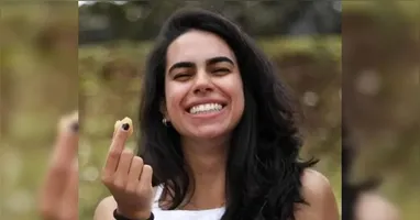 A fotógrafa fazia uma trilha ao lado de uma amiga quando as duas tentavam atravessar o leito do rio