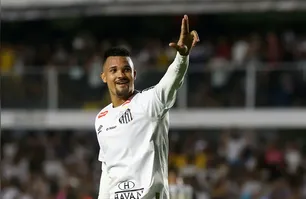 Clube do Remo fecha com zagueiro Zé Ivaldo para fortalecer a defesa.