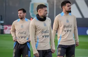 A Argentina se classificou para as quartas de final após um jogo emocionante contra Cabo Verde.