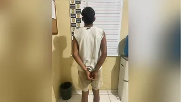 Suspeito foi capturado após confessar o crime e indicar o local onde havia ocultado o corpo da vítima em meio à vegetação.