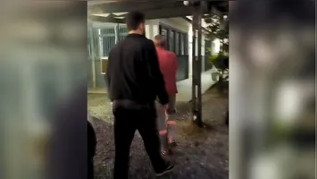 Aluísio Farias Batista, atualmente com 68 anos, foi detido em Cuiabá após cruzamento de dados e tecnologia de reconhecimento facial da Polícia Civil.