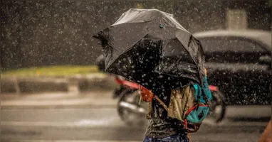 Prepara o guarda-chuva que vai ter chuva no feriado prolongado