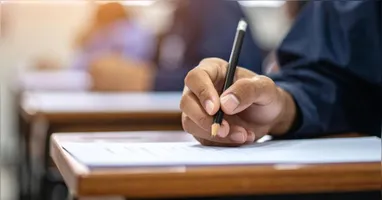 Prepara os estudos que vai vir muitas oportunidades por meio de concursos