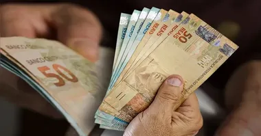 Para ter direito ao ressarcimento, o segurado precisou contestar previamente os descontos considerados indevidos.