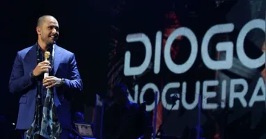 Casos graves, como o de Diogo Nogueira, podem exigir internação hospitalar.