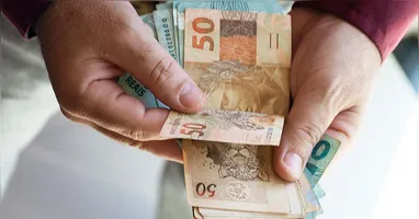 O descumprimento do prazo de pagamento expõe o empregador a consequências sérias.