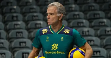 Na fase de grupos, cada um dos 18 times participantes disputa 12 jogos no total.