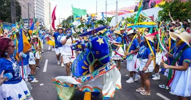 O Arrastão do Pavulagem é uma manifestação construída coletivamente há quase quatro décadas.