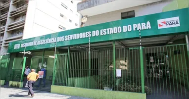 Os contratos têm duração inicial de 12 meses e podem ser prorrogados por igual período, conforme a necessidade administrativa.