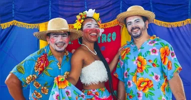 Antes das apresentações principais, a programação conta com dois momentos de capacitação para artistas.