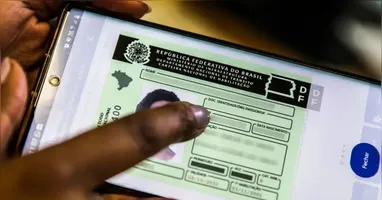 Para ter direito ao benefício, o condutor precisa estár inscrito no RNPC e não pode ter  cometido infrações nos últimos 12 meses.