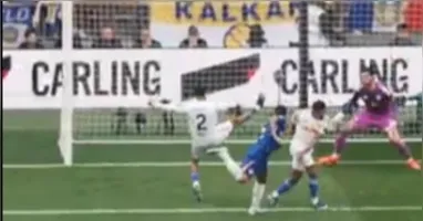 Gol que garantiu a classificação dos Blues na decisão da Copa da Inglaterra