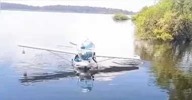 Do céu para o rio: piloto voltou à margem com ajuda de um remo