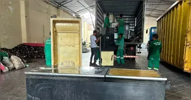 Os eletrodoméstico velhos que seriam descartados como lixo são trocados por PIX