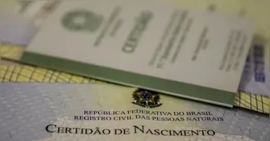 A certidão é documentário obrigatório para tirar a CIN
