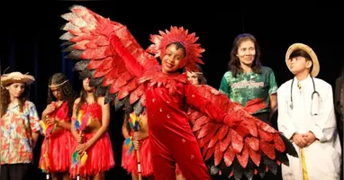 A apresentação de Pássaros Juninos é ima tradição durante este período de festas.