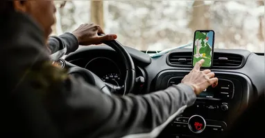 STF vai decidir em junho se motoristas e entregadores de aplicativos possuem vínculo empregatício com as plataformas digitais.