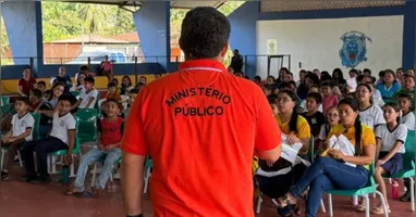 Ações da Campanha Maio Laranja mobilizaram instituições da rede de proteção e levaram orientação sobre prevenção e combate à violência sexual contra crianças e adolescentes em comunidades de Aveiro.