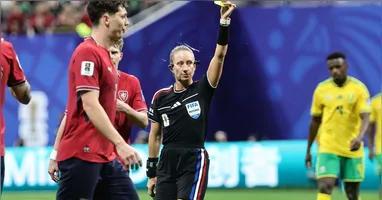 Tori Penso será a árbitra principal de Tchéquia x África do Sul e fará história como a primeira mulher a apitar na Copa do Mundo 2026.