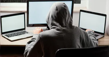 ANPD inicia monitoramento de plataformas digitais para reforçar proteção de crianças e adolescentes no ambiente online.
