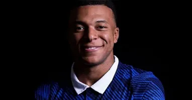 Mbappé respondeu publicamente às ofensas racistas feitas por uma senadora paraguaia após a vitória da França nas oitavas de final.