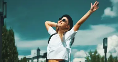 Alguns nativos do zodíaco preferem priorizar seus próprios objetivos e preservar a liberdade. Para eles, o espaço pessoal e a autonomia costumam falar mais alto do que o desejo de viver um compromisso amoroso.