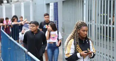 Nesta edição, o programa oferta mais de 471 mil bolsas de estudos parciais e integrais, em 380 cursos de 879 instituições privadas de ensino superior, no segundo semestre de 2026.