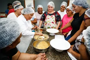 As vagas são voltadas para jovens e adultos que desejam ingressar no mercado de trabalho.