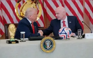 Folarin Balogun liberado pela Fifa e Trump agradece apelo atendido