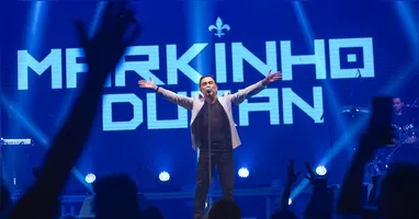 No teatro do Sesi, em Belém, o cantor Markinho Duran apresenta mais um grande projeto. Dessa vez, com canções marcantes do cantor Fábio Jr.