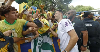 Jogadores foram recepcionados por muitos torcedores
