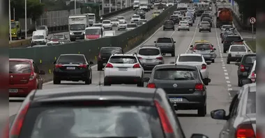 Motoristas de aplicativo já podem solicitar financiamento com juros reduzidos para compra de veículos zero quilômetro pelo programa Move Aplicativos.