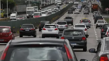 Governo vai anunciar financiamenot especial para compra de carros