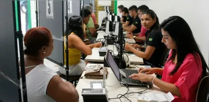 Para receber atendimento é importante que o eleitor leve um documento oficial com foto e um comprovante de residência.