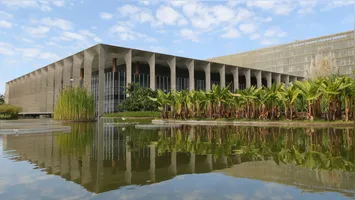 Brasil solicita consultas à OMC contra novas tarifas dos EUA que afetam as exportações. Descubra os impactos e próximos passos dessa disputa comercial.