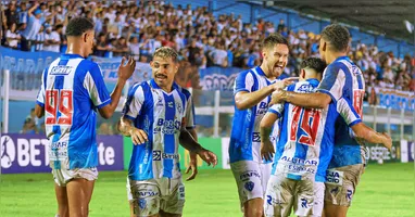 Papão vê pressão aumentar